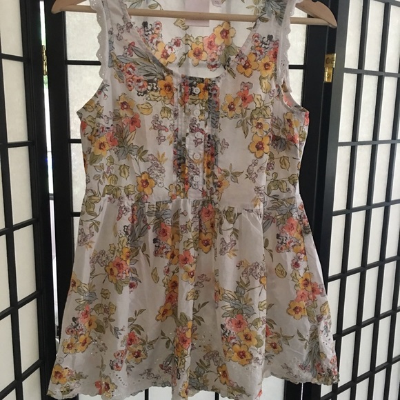 LC Lauren Conrad Tops - 2/$15 Lauren Conrad top babydoll tank eyelet
